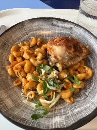 Tomatiseret pasta m kylling